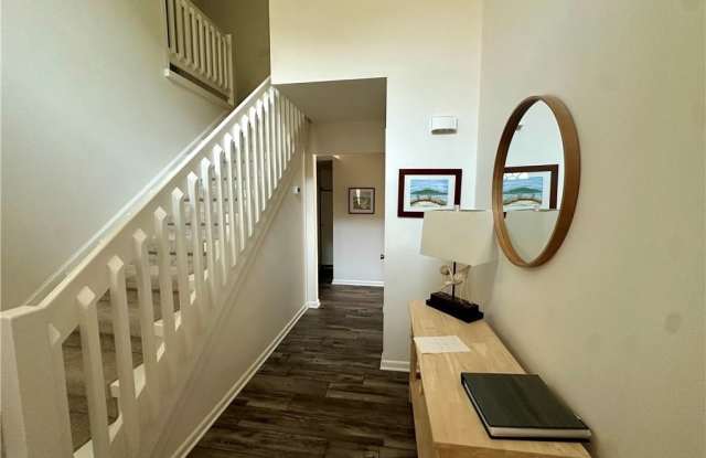 6911 Atlantic Avenue Gallery 3