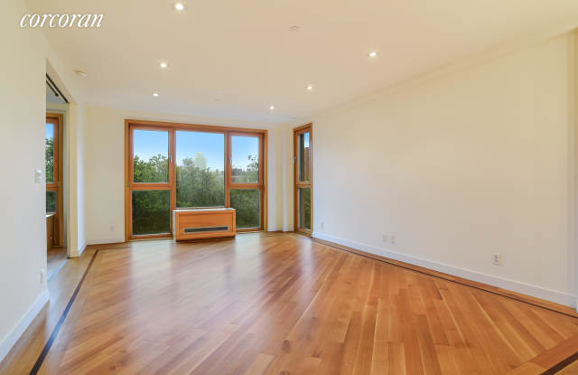122 Adelphi Street - 122 Adelphi Street, Brooklyn, NY 11205