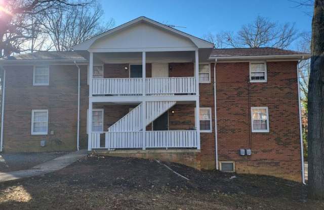 606 Montgomery Avenue photos photos