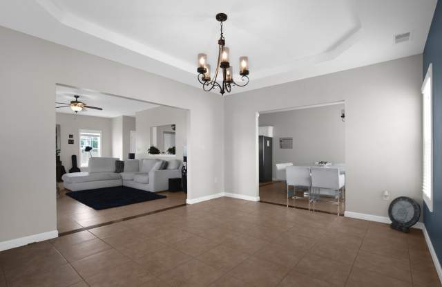 1500 Seabiscuit Drive Gallery 3