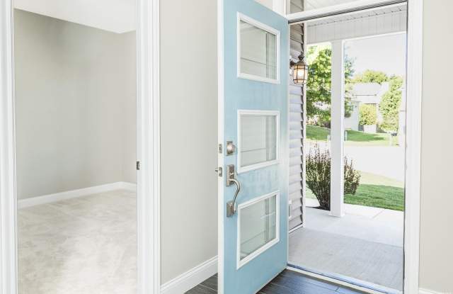 4442 S Carberry Court Gallery 3