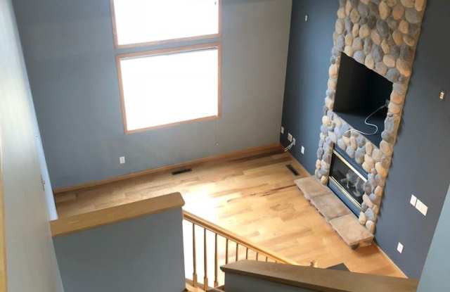 6904 Meadow Grass Lane Gallery 3