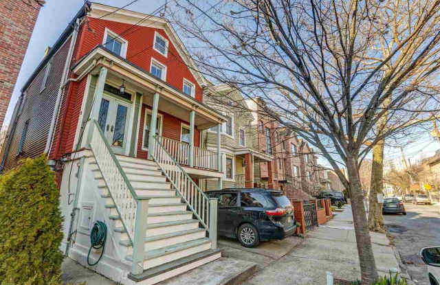 409 OGDEN AVE photos photos