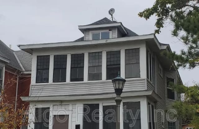603 Lawson Avenue East - 2 - 603 Lawson Avenue East, St. Paul, MN 55130