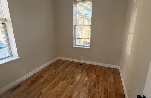 2110 Menard Street - B Gallery 2