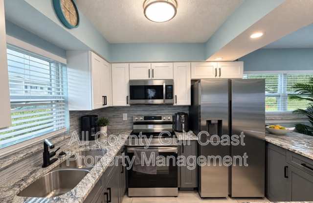 4511 3rd Street Cir W Gallery 2