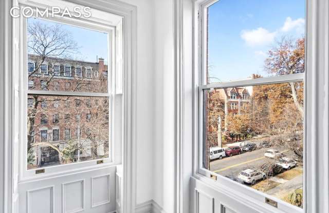 419 Clinton Avenue photos photos