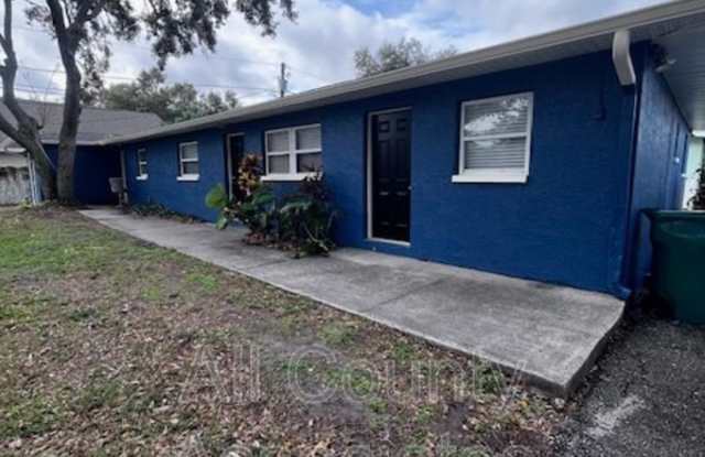 2267 Norman Dr photos photos