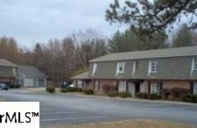 713 E Curtis Street - 713 East Curtis Street, Simpsonville, SC 29681