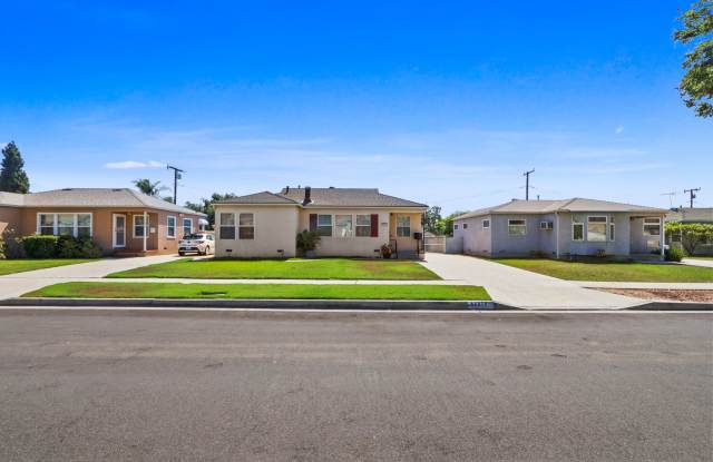 Single Family Home in East Whittier Gallery 3