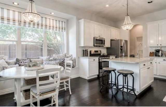 2750 Greenway Drive Gallery 4
