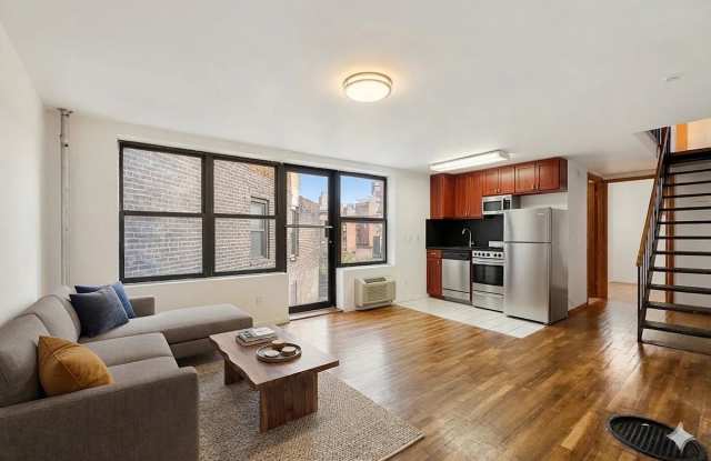 29 7th Avenue South photos photos