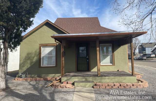 901 W 17th St photos photos