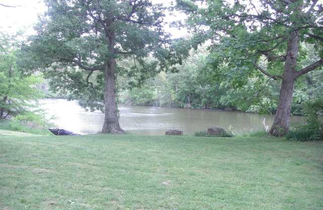 Beautiful Duplex Located in Serene, Wooded Area in Chatham photos photos