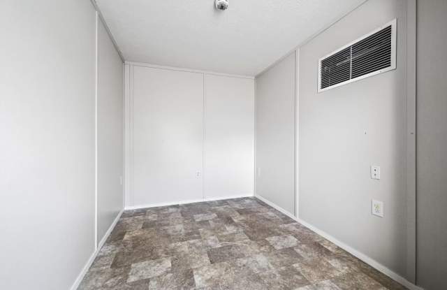 Lot 11 photos photos