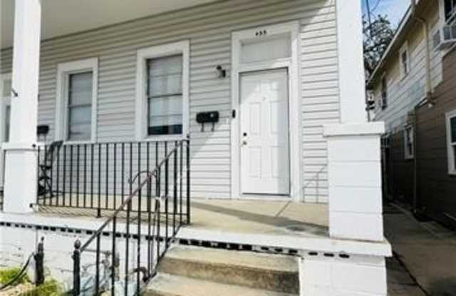 455 AVENUE A Drive photos photos