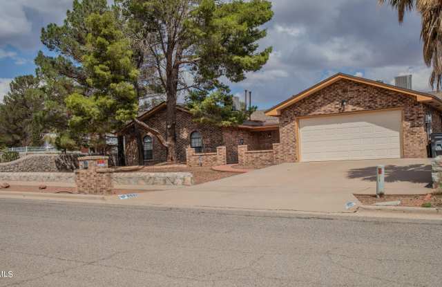 4521 R L SHOEMAKER Drive photos photos