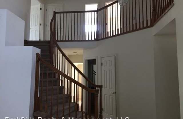 1775 Foxfield Drive Gallery 3