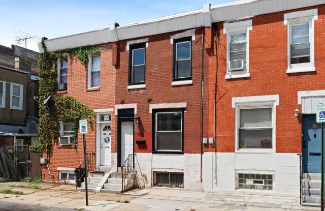 3010 EMERALD ST Gallery 2