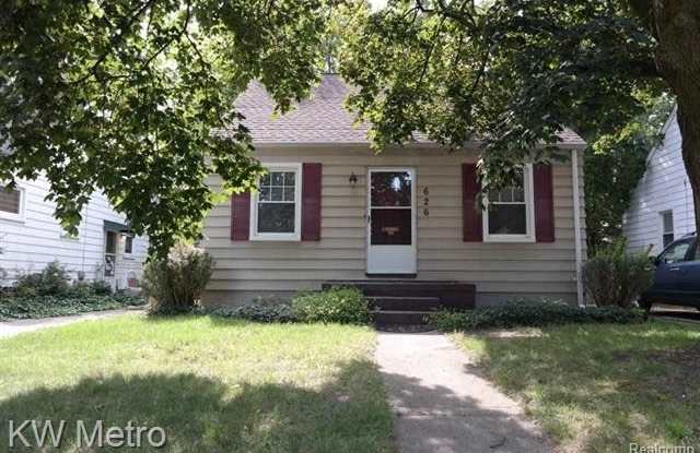 626 E 12 Mile Road - 626 East Twelve Mile Road, Royal Oak, MI 48073
