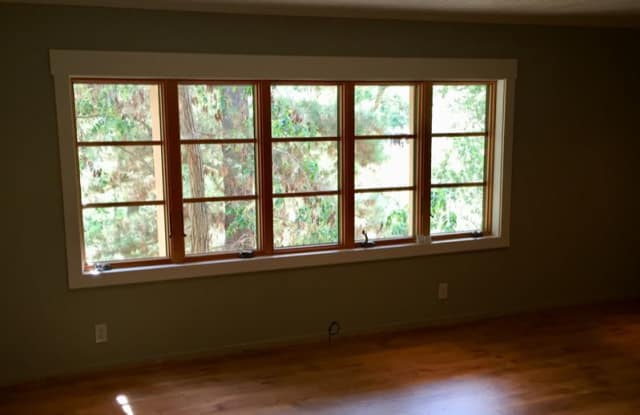 162 Alamo Sq Gallery 4