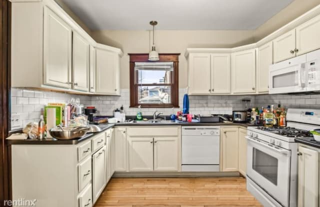 122 N Franklin St - 122 North Franklin Street, Madison, WI 53703
