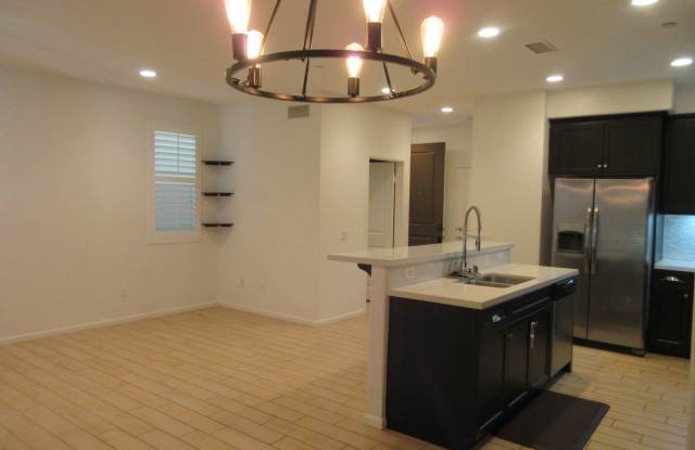 Duggan Property Management, Inc. presents,      Van Nuys home on N. Honor Way Gallery 3