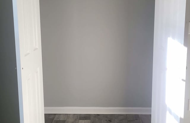 1774 Idlewood Road Gallery 4