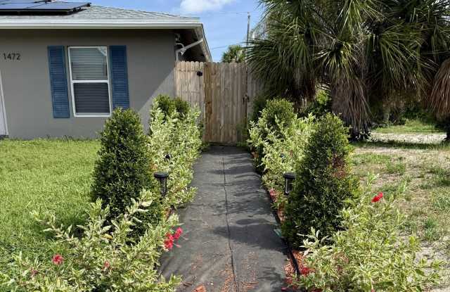 1472 W 29th Street photos photos