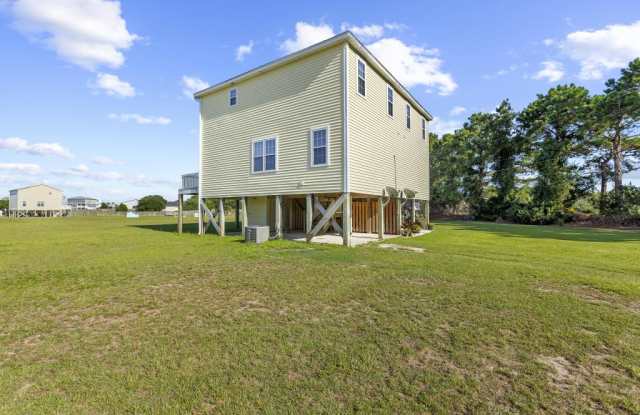 220 Twin Oaks Drive - 1Unit A Gallery 2