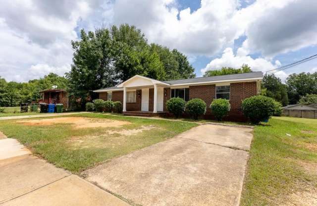 Centrally Located 2 bedroom 1 bathroom!! photos photos