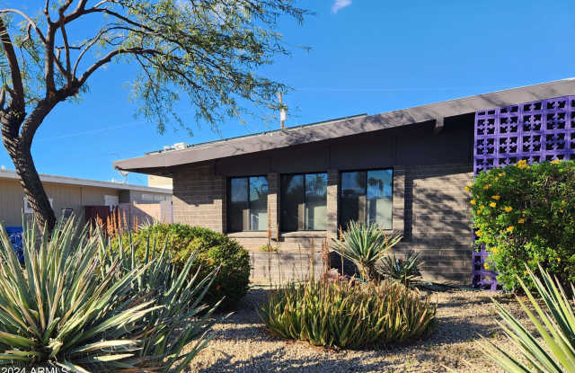 3702 E PARADISE Drive - 3702 East Paradise Drive, Phoenix, AZ 85028