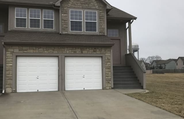 7605 Anderson street - 7605 Anderson Street, Shawnee, KS 66227