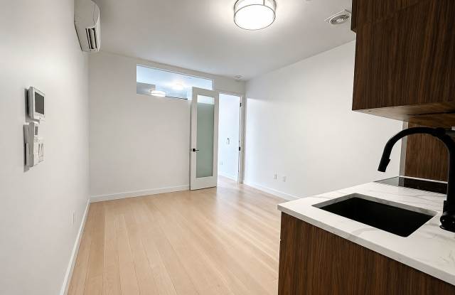 368 Leonard Street Gallery 1