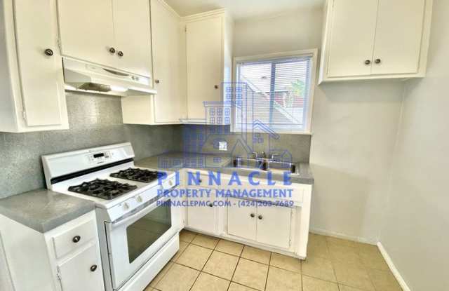 3832 West 118th Place Gallery 3