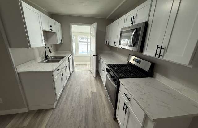 315 West Division Street photos photos