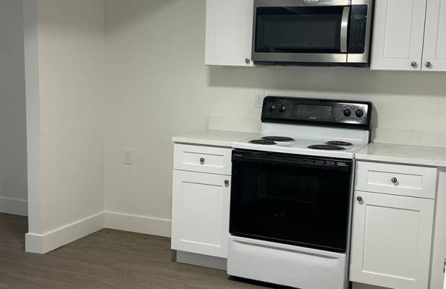 2 Bed 1 Bath Rental in Orem Gallery 3
