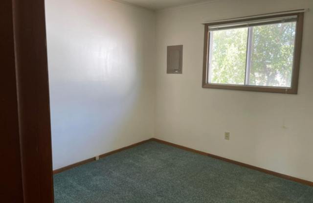2 bedroom 1 bathroom upstairs apartment Gallery 3
