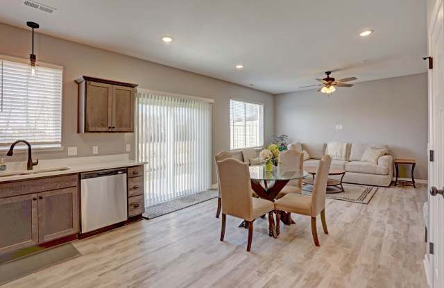 New-Willow Cascades Townhomes! photos photos
