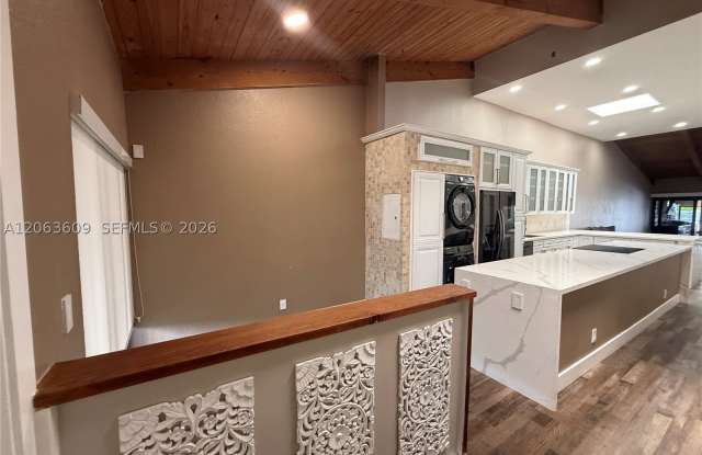 2645 S Parkview Dr Gallery 4