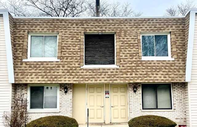 2840 Mitchell Drive unit: 4 photos photos