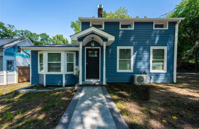 389 N Main Road photos photos