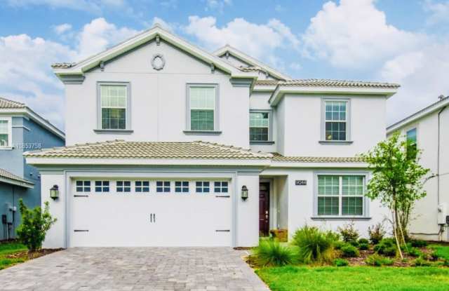 9044 Sand Trap Dr - 9044 Sand Trap Drive, Four Corners, FL 33896