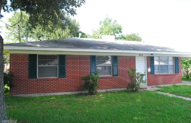 2211 Swetman Blvd - 2211 Swetman Boulevard, Gulfport, MS 39507