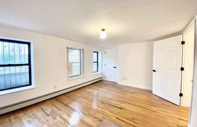 516 Sterling Pl Gallery 3