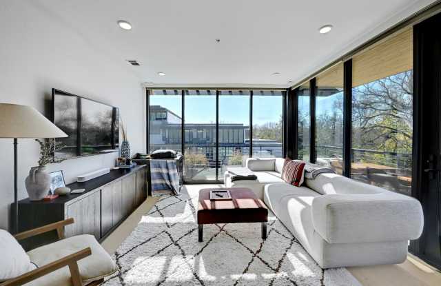 Stylish 2-Bedroom with Study and 1.5 Baths in Bouldin Creek! photos photos