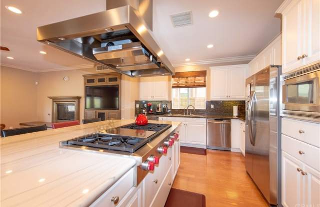 3076 Eagle Pointe Drive Gallery 4