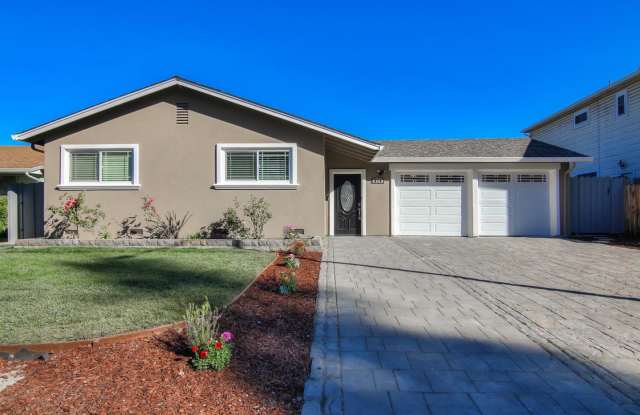 879 Linda Vista AVE 1 - 879 Linda Vista Ave, Mountain View, CA 94043