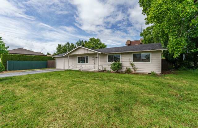 Updated 3-Bedroom, 2-Bath Home with Fully Fenced Backyard & Garage Gallery 3