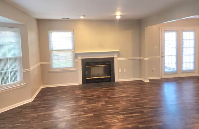 104 Pertwood Ct Gallery 1